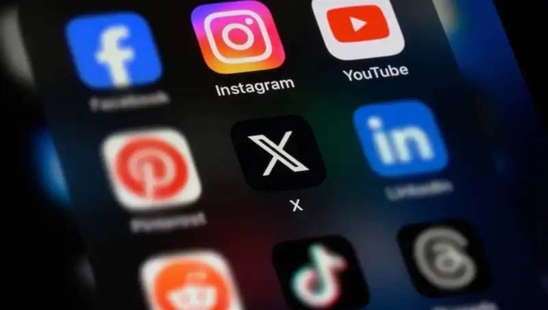 Sosyal Medya Kısıtlamaları: Whatsapp, Instagram ve Diğerleri Neden Engelleniyor?