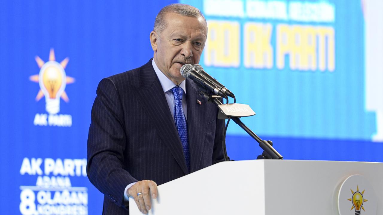 Cumhurbaşkanı Erdoğan, CHP İstanbul İl Başkanı Canan Kaftancıoğlu'nun Twitter hesabından yaptığı paylaşıma cevap verdi.