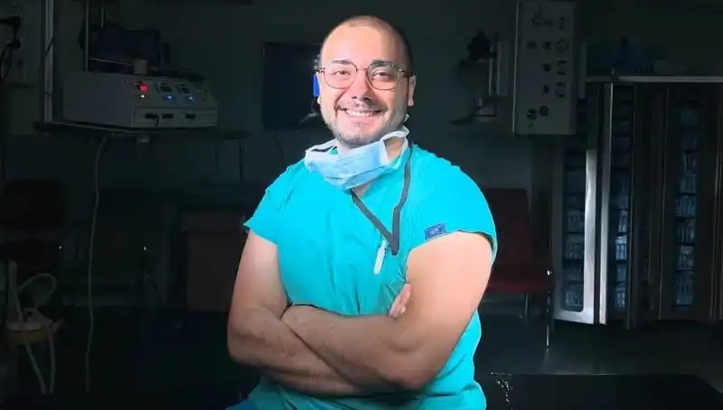 Niğde'de Hastanede Yaşanan Bıçaklı Saldırı: Doktorun Hayatı Tehlikede