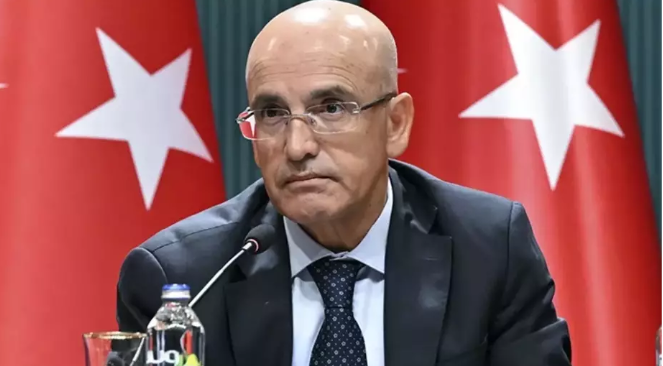 İngiliz ekonomist Ash, Mehmet Şimşek'in hakkını teslim etti: Yapmasa Türkiye benzer bir krizle karşı karşıya kalacaktı