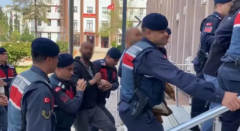 Civciv Baronunun Gözaltına Alınmasıyla Neler Yaşandı?