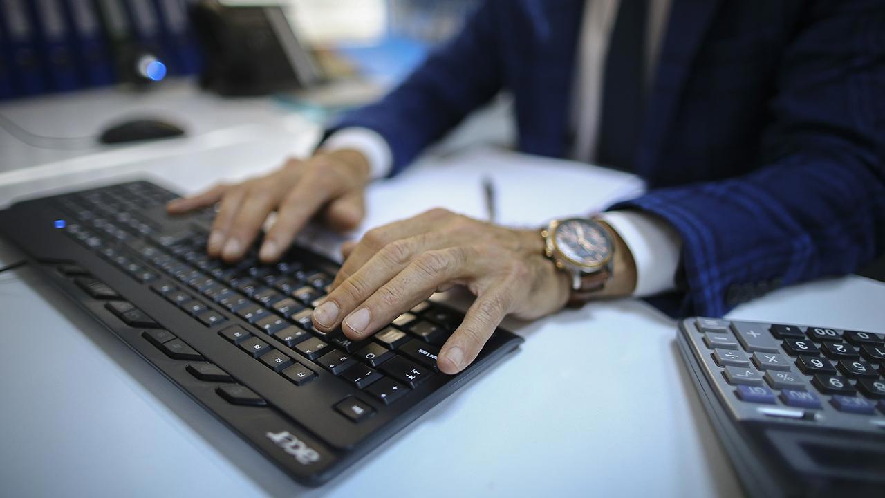 Memur ve emeklisinin zammı yarın açıklanacak