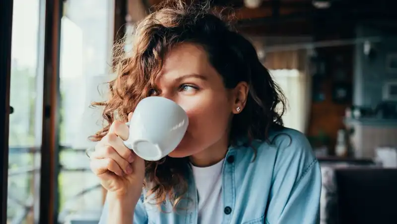 Popüler İçeceklerin Bağırsak Sağlığı Üzerindeki Etkisi: Gerçekten Faydası Var mı?