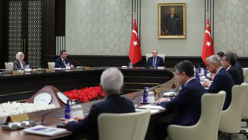 1 Mayıs Emek ve Dayanışma Günü'nde Kabine Üyelerinden Önemli Açıklamalar