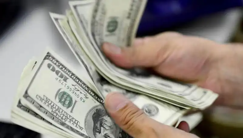 29 Nisan 2025 Dolar Kuru: Bugün İçin Güncel Fiyatlar ve Beklentiler
