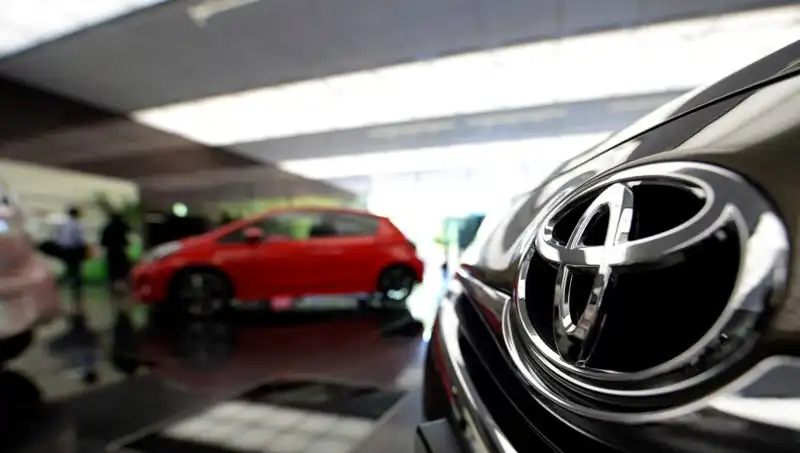 Yeni Toyota SUV'si Neden Geçikti? İşte Gizemli Sebepler!