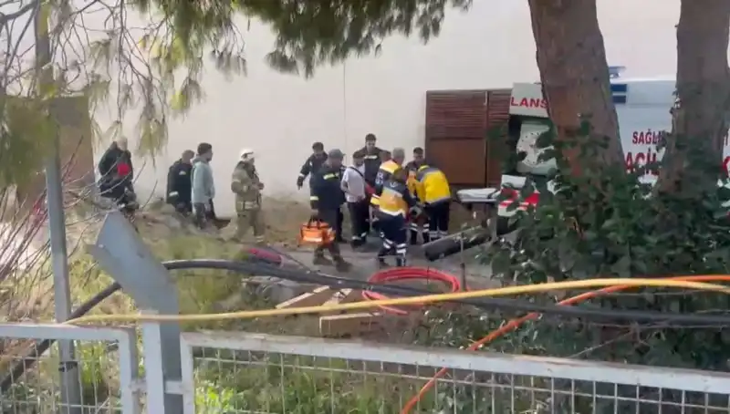 İstanbul'da Trafo Merkezi Patladı: Bir İşçi Ağır Yaralandı
