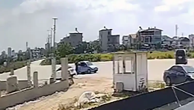 Park Halindeki Binek Araçlardan 450 Bin Liralık Hırsızlık: Olayın Detayları!