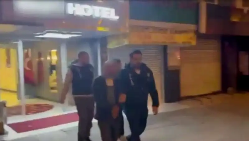 Ankara'da Fuhuş Operasyonunda 4 Otel Mühürlendi, 12 Gözaltı!