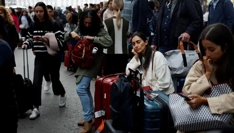 İspanya’da Kablo Hırsızlığı: Tren Yolcuları Sıkışıp Kaldı, Gündem Karıştı!