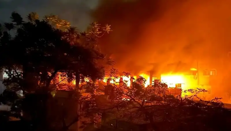 İsrail'in Gazze'deki Son Saldırısında 37 Sivil Hayatını Kaybetti