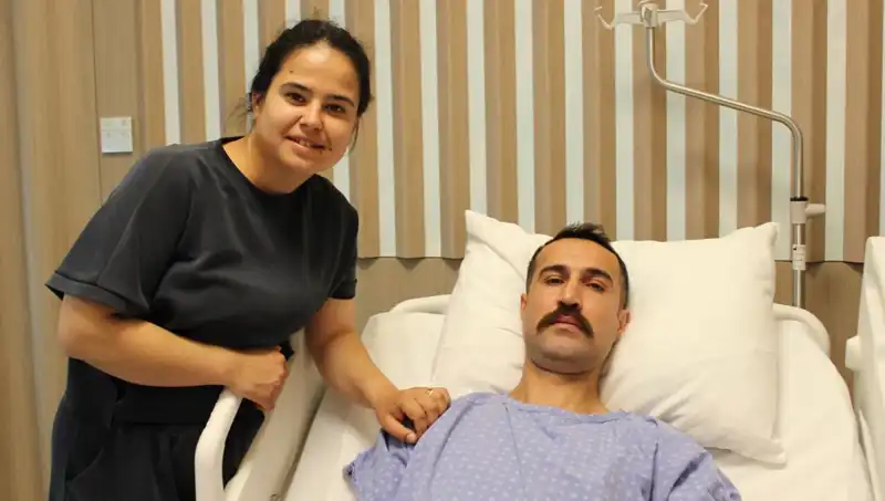 Mide Kanaması Sanarak Hastaneye Gitti, Kalın Bağırsak Kanseri Oldu!