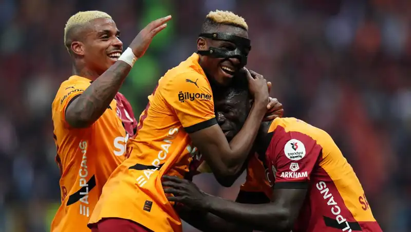 Lemina: Osimhen'in Tercihine Saygı Duymalıyız, Tüm Gözler Üzerinde