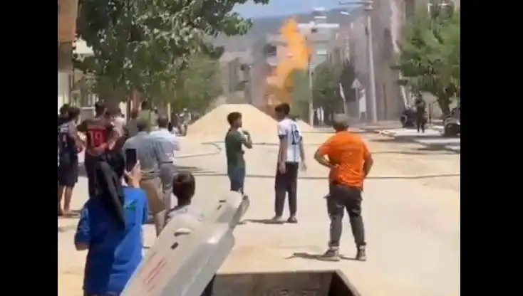 Kilis'te Doğalgaz Borusu Patladı: Büyük Panik ve Kurtarma Çalışmaları