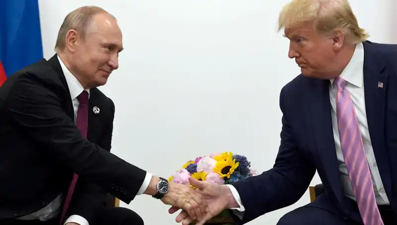 Putin ve Trump'ın Sıradışı Telefon Görüşmesi: Neler Konuşuldu?