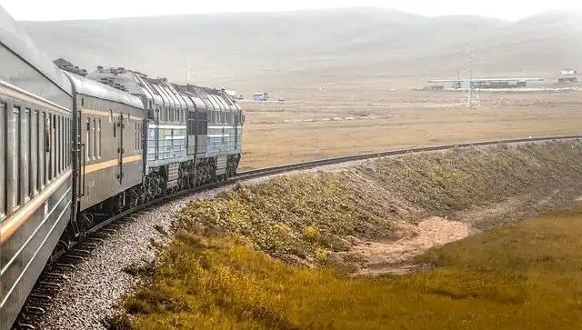 Pensilvanya'da Trajik Tren Kazası: Raylar Üzerindeki Üç Can Aldı