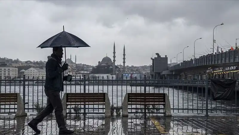 İstanbul’da Bahar Havası Sona Erdi, Kış Depreşti: Kar ve Yağmur Kapıda!