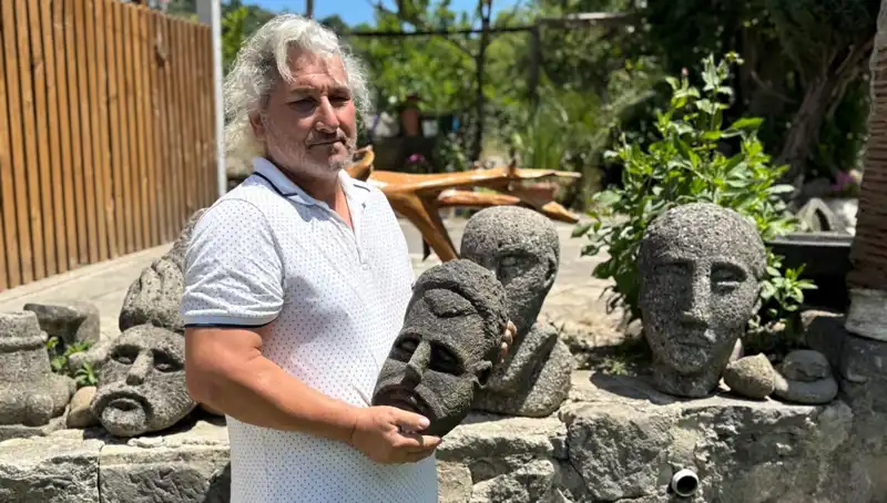 3 Günde Eşsiz Sanat Eserleri Yaratıyor: Tarihi Gibi Görünüyorlar!