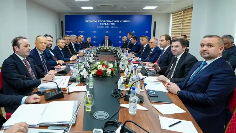 Türkiye'nin Ekonomik Geleceği: EKK Toplantısında Cari Açık ve Dengeleme Stratejileri