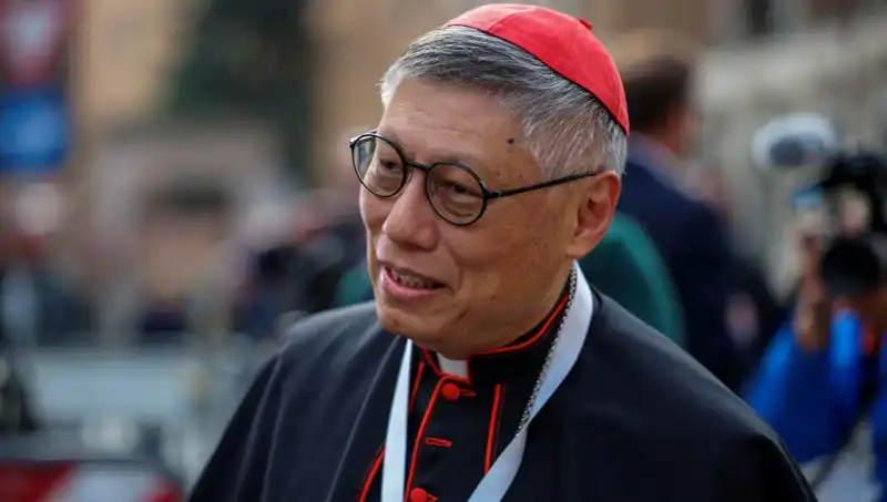 Vatikan'da Devrim: Tarihteki İlk Asyalı Papa Müjdesi Geliyor!