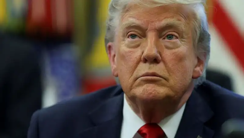 Trump, Dünyayı Yönettiğini İddia Etti: Politikanın Yeni Yüzü Mü?