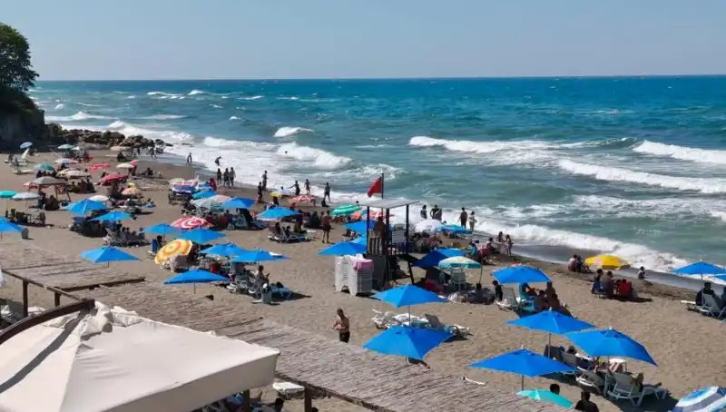 Akçakoca'da Denizde Yasağın Nedenleri ve Geleceği Hakkında Bilmeniz Gerekenler