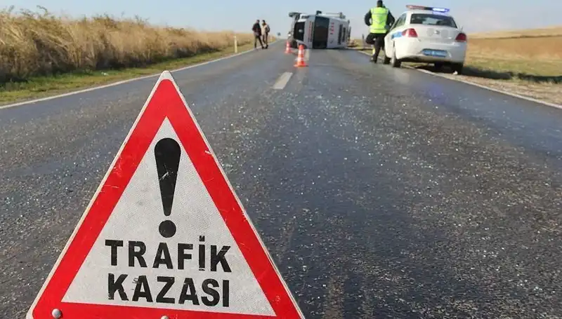 Niğde'de Yaşanan Zincirleme Kaza: 16 Kişi Yaralandı, Detaylar Şok Edici