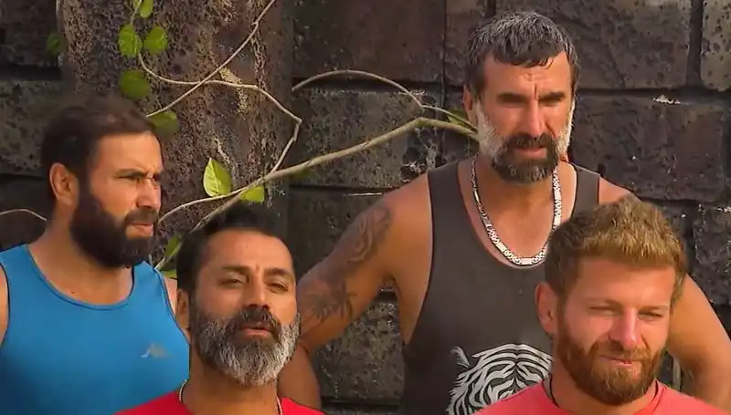 Survivor'da Beklenmedik Veda: Birleşme Paktı Yıkıldı, Çarpıcı Gelişmeler Yaşandı
