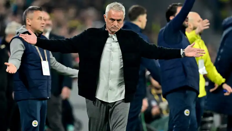 Mourinho'ya Gelen Tepkiler: "Modası Çoktan Geçmiş Bir İsim"