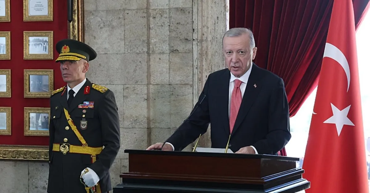 Cumhurbaşkanı Erdoğan ve Devlet Erkanı Anıtkabir’i Ziyaret Etti