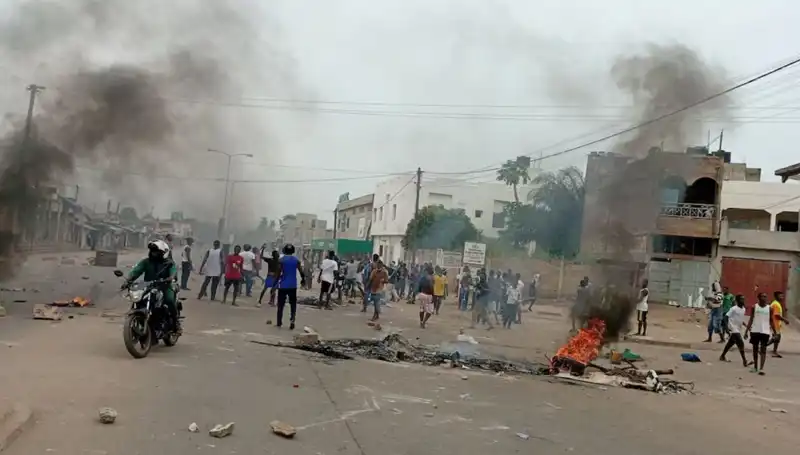 Togo'daki Protestoların Arkasındaki Gizem: Nehirlerde Bulunan 7 Ceset