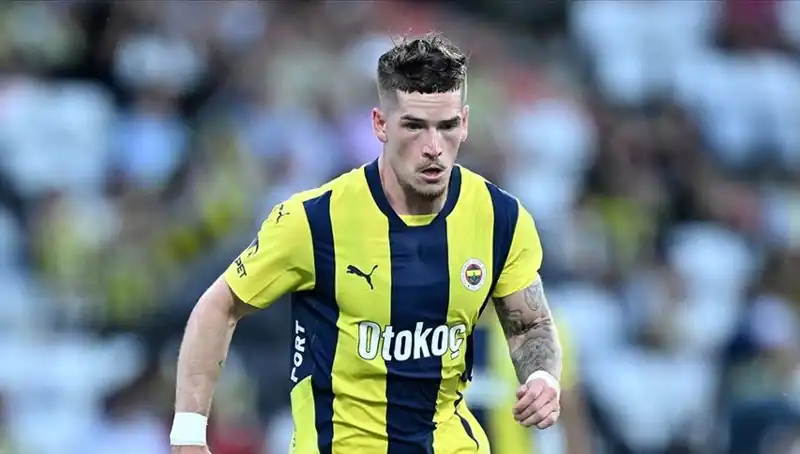 Ryan Kent'in Yeni Takımı: Futbol Dünyasına Şok Transfer!