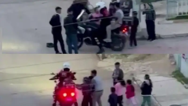 Polis Memurundan Hayvanseverlik Dolu Anlar: Çocukları Motora Bindirdi