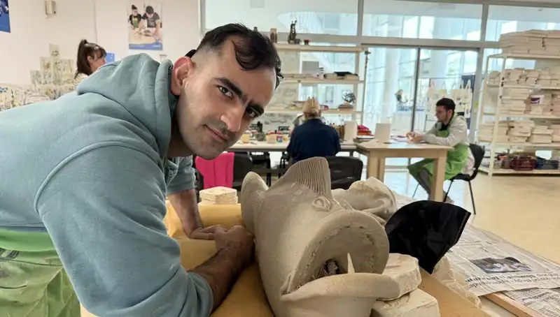 İşitme Engelli Rıfat Can: Azmiyle İlham Veren Bir Başarı Hikayesi
