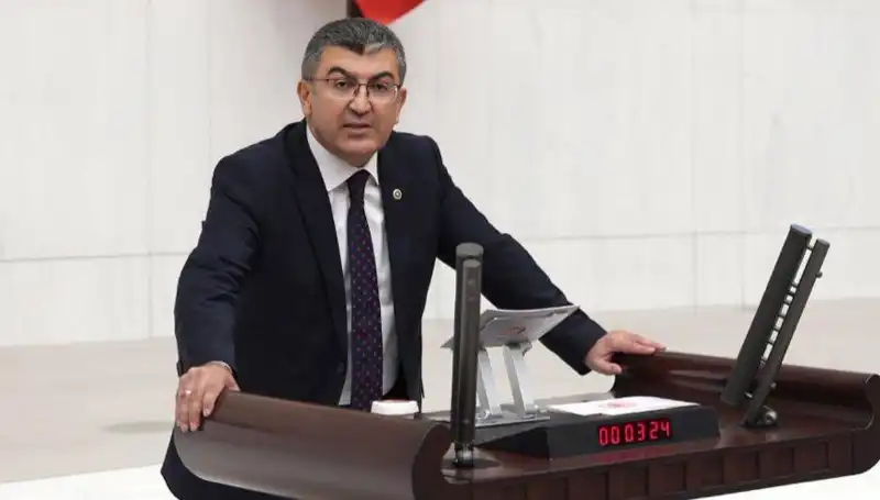 Gelecek Partisi'nde Şok Gelişme: Hasan Ekici Görevinden Ayrıldı!