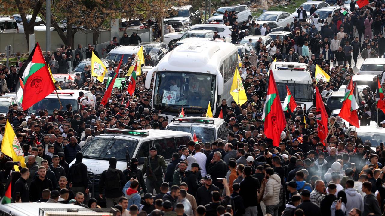 Hamas ve İsrail arasındaki ikinci esir takası tamamlandı