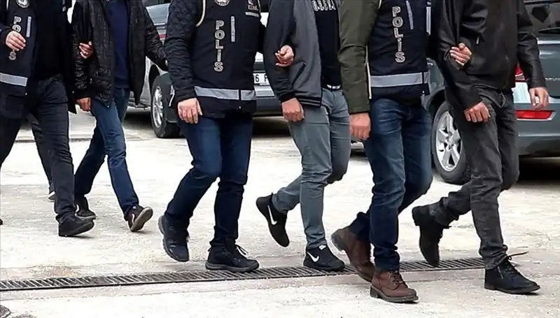 Fuhuş ve Gasp Çetesi Çökertildi: Ankara ve Antalya'da 20 Gözaltı