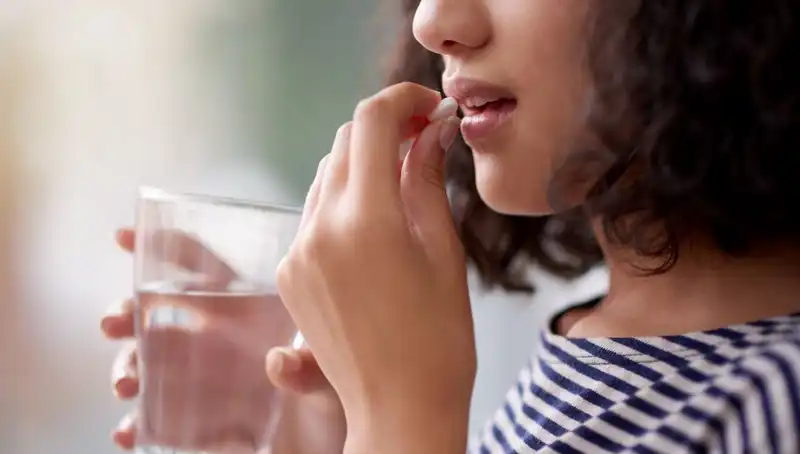 İnternette Satışa Sunulan Tehlikeli İlaçlar: Hayat Kurtarır mı, Yoksa Ölümcül Mü?