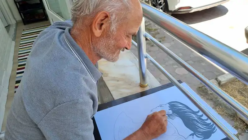 Emekli Olunca Yetenekleri Ortaya Çıktı: Sanat Dünyasında Yeni Bir Star