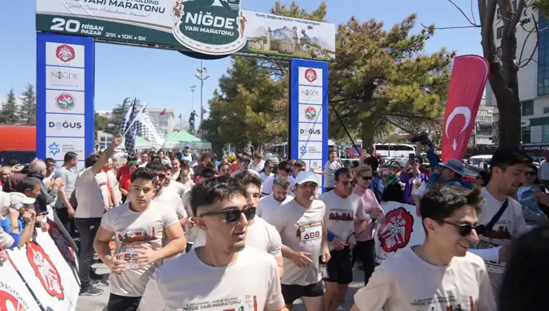 Doğuş Holding Niğde Yarı Maratonu, 518 Sporcunun Katılımıyla Coşku Dolu Geçti