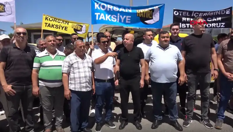 Belek'te Taksiciler Eylemde: Kontak Kapattılar, Nedenleri Şaşırttı!