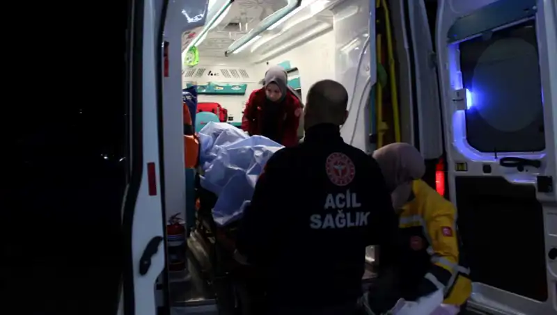 Küfürleşme Kavgasında İki Taraf Arasında Kanlı Çatışma: Sokaklar Kayıtlara Geçti