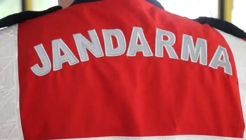 Muğla’da Silahlı Kavga: Bir Kişi Yaralandı, Olay Yeri Kayıt Altında!