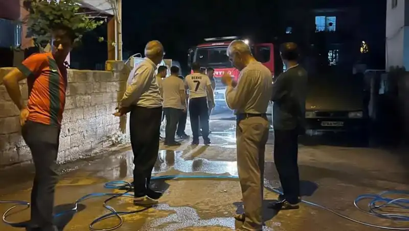 Park Halindeki Araçta Yangın! Nedenleri ve Sonrası Merak Ediliyor