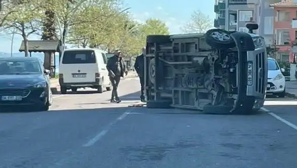 Otomobile Çarpan Araç Yan Yattı: Kazanın Ardındaki Şok Edici Detaylar