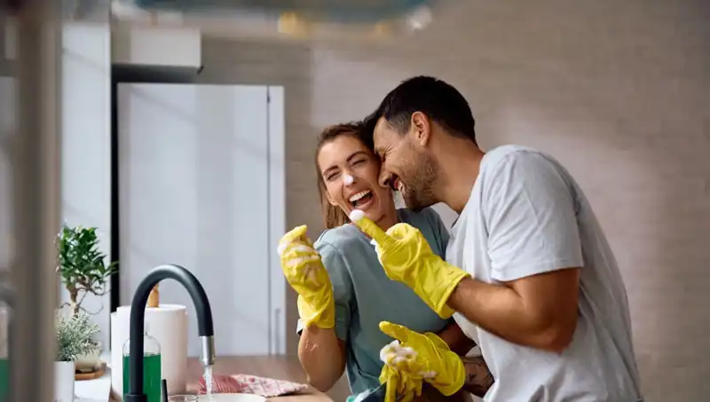 Çiftlerin Mutluluğunu Artıran Basit İlişki Alışkanlıkları Neler?