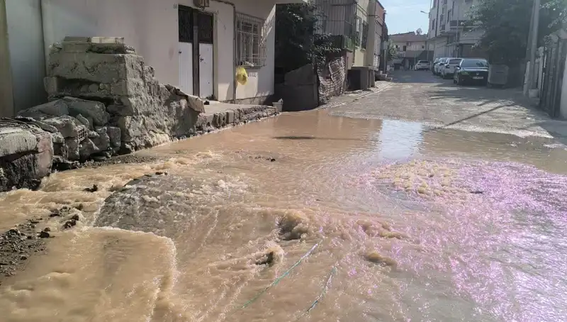 Çarşıda İçme Suyu Krizi: İlçede Hayat Durduruldu!