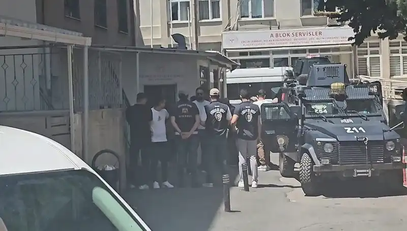Leman Dergisi Soruşturmasında Beş Gözaltı ve Dört Tutuklama Gerçekleşti!
