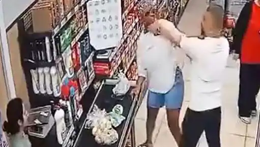 Marketteki Kasa Sırasında Duyulan Korkunç Olay: Kadına Saldırı!