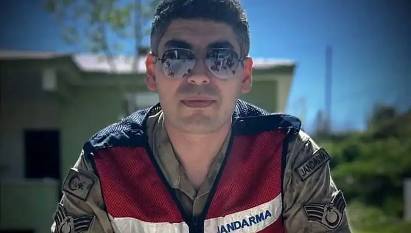 Kadir Astsubay'ın Halı Saha Maçında Yaşamını Yitirmesi Şok Etkisi Yarattı